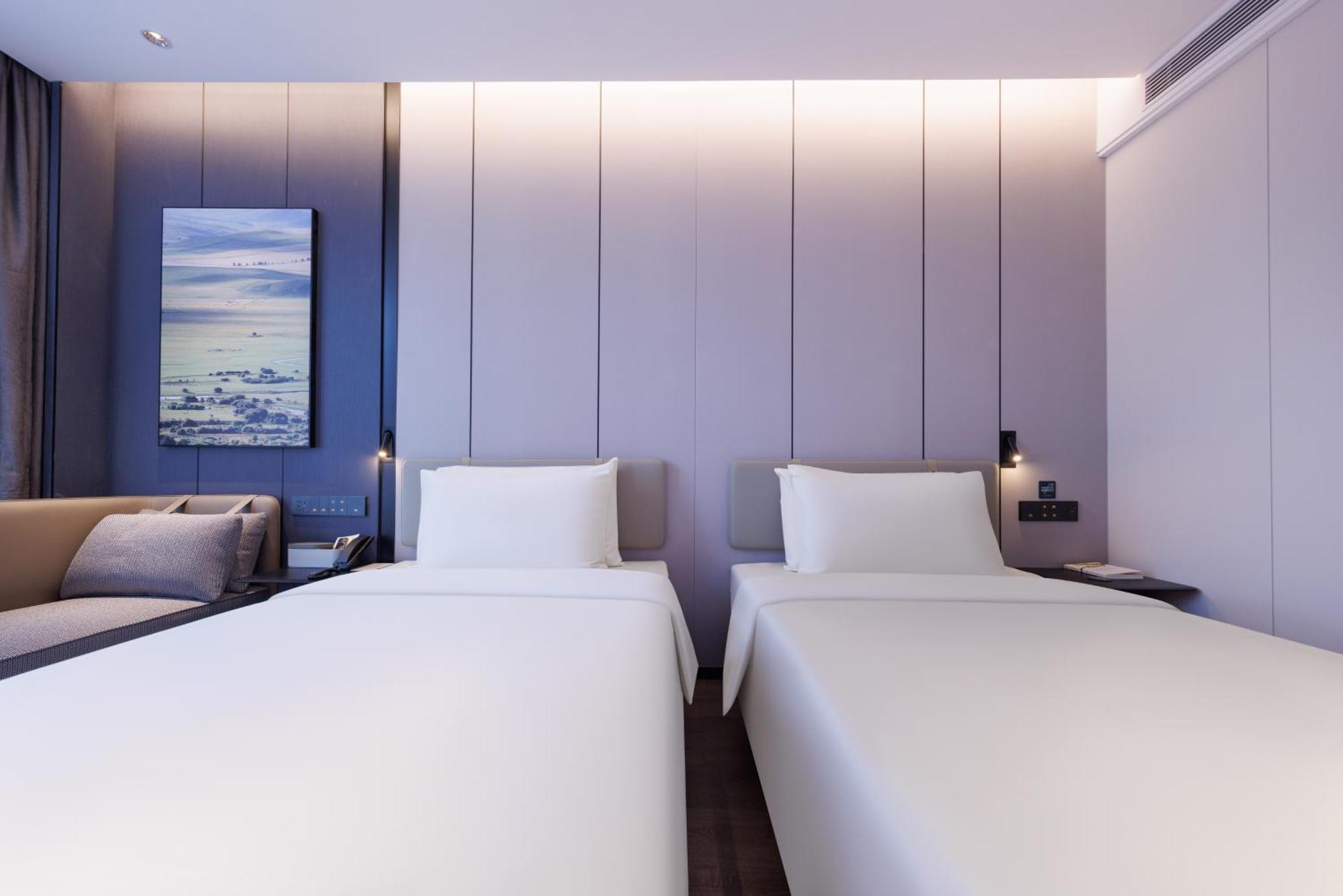 Hotel Atour South Xizhan Road 4*